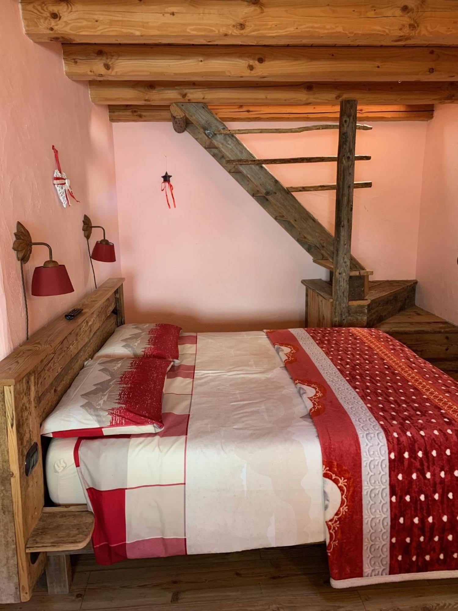 La Ferme Du Grand Paradis Cogne Pokoj fotografie